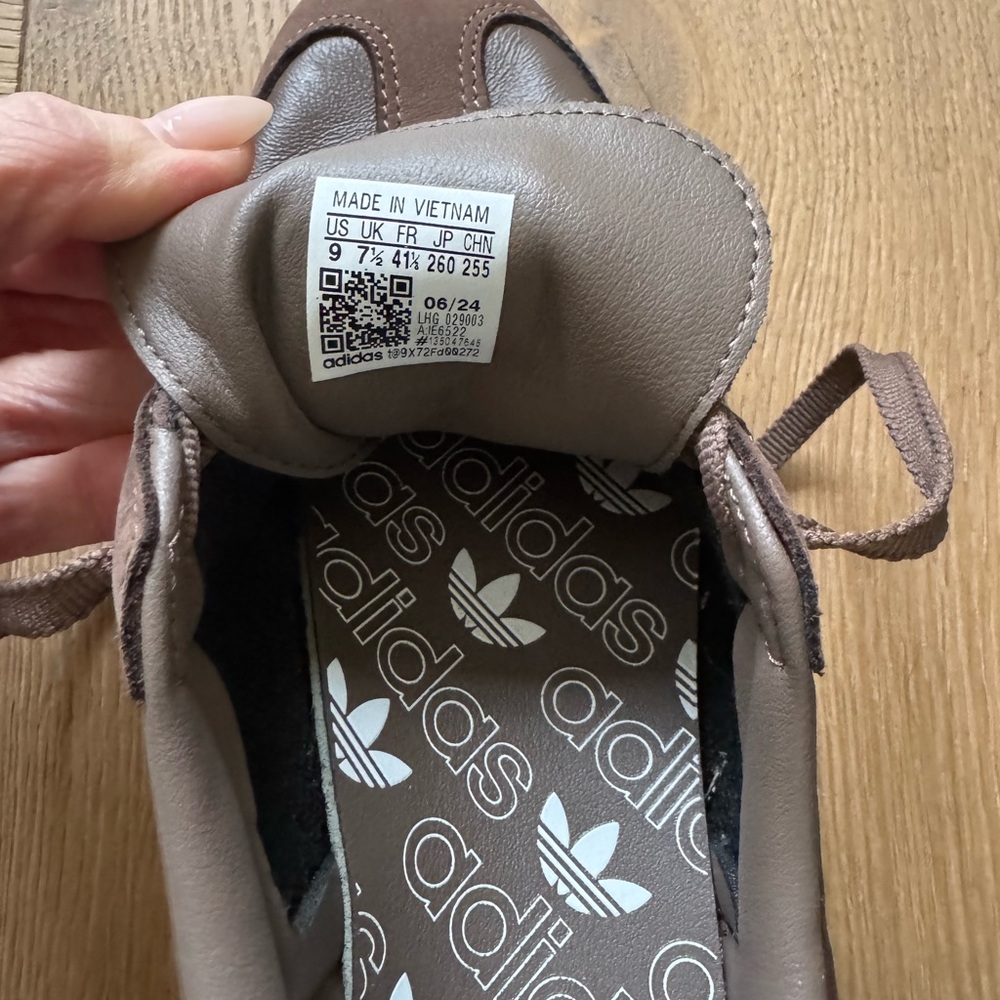 Adidas Earth Brown and White Samba Sneakers Women’s size 9 - Picture 5 of 13